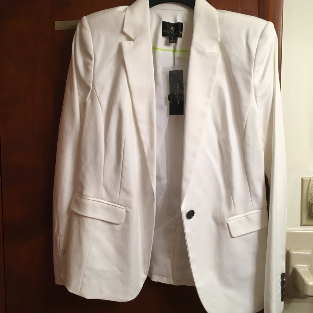 Brand new, white blazer